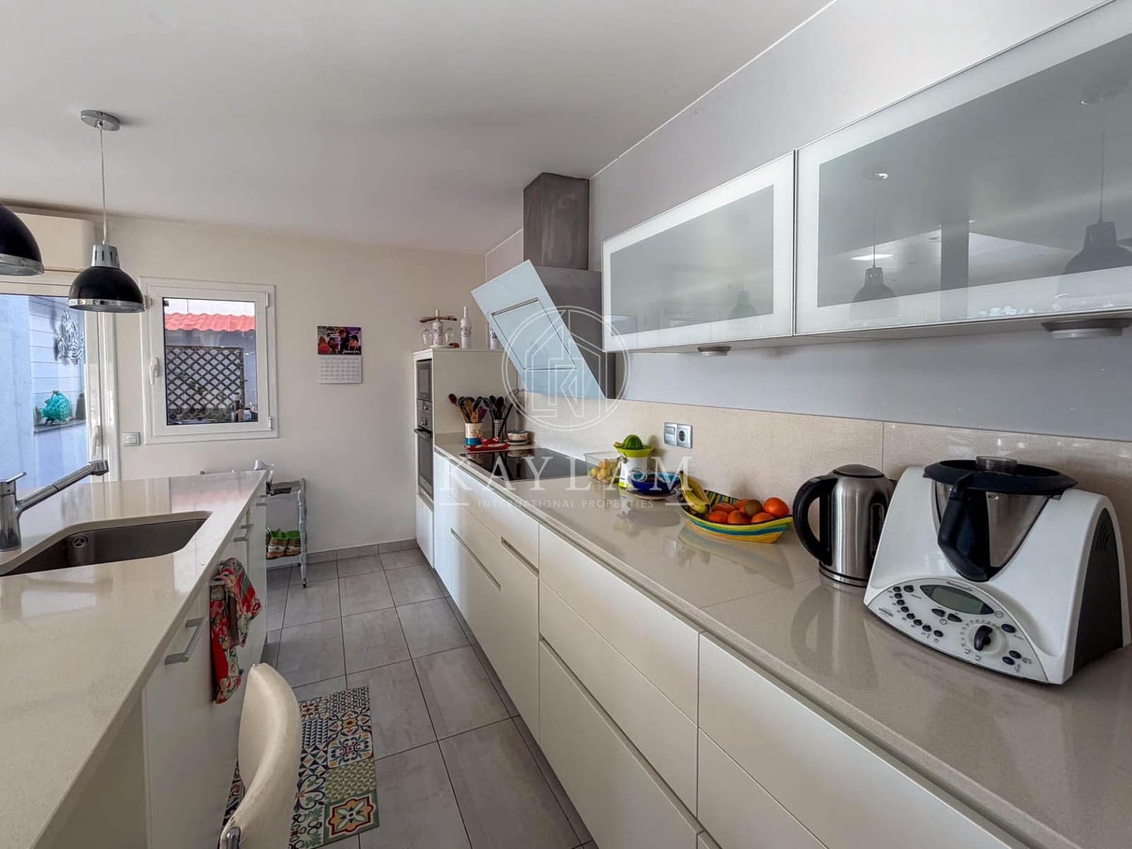 4 makuuhuone Huvila myytävänä paikassa Calonge i Sant Antoni mukana uima-altaan - 890 000 € (Ref: 9939986)