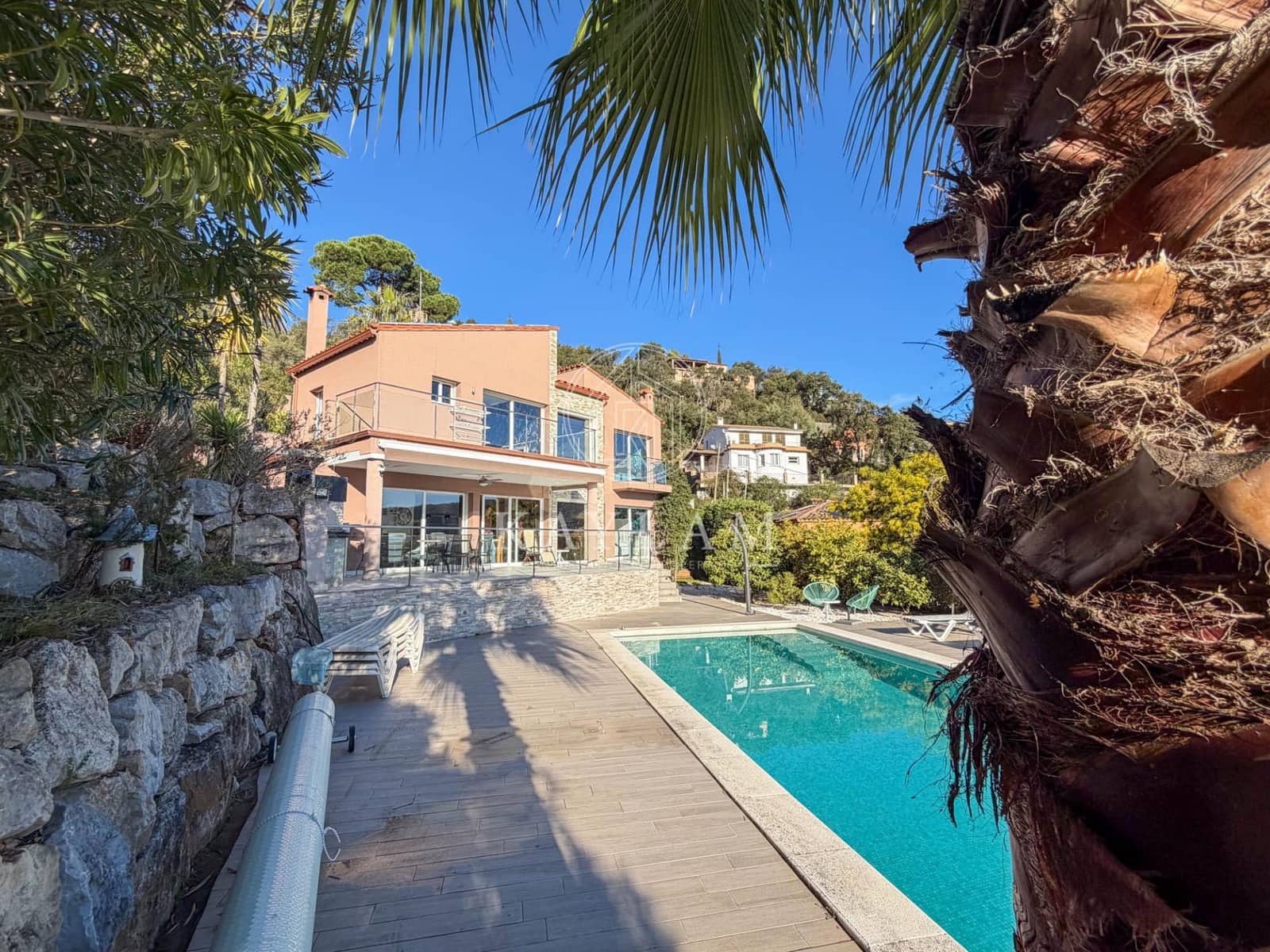 4 makuuhuone Huvila myytävänä paikassa Calonge i Sant Antoni mukana uima-altaan - 890 000 € (Ref: 9939986)