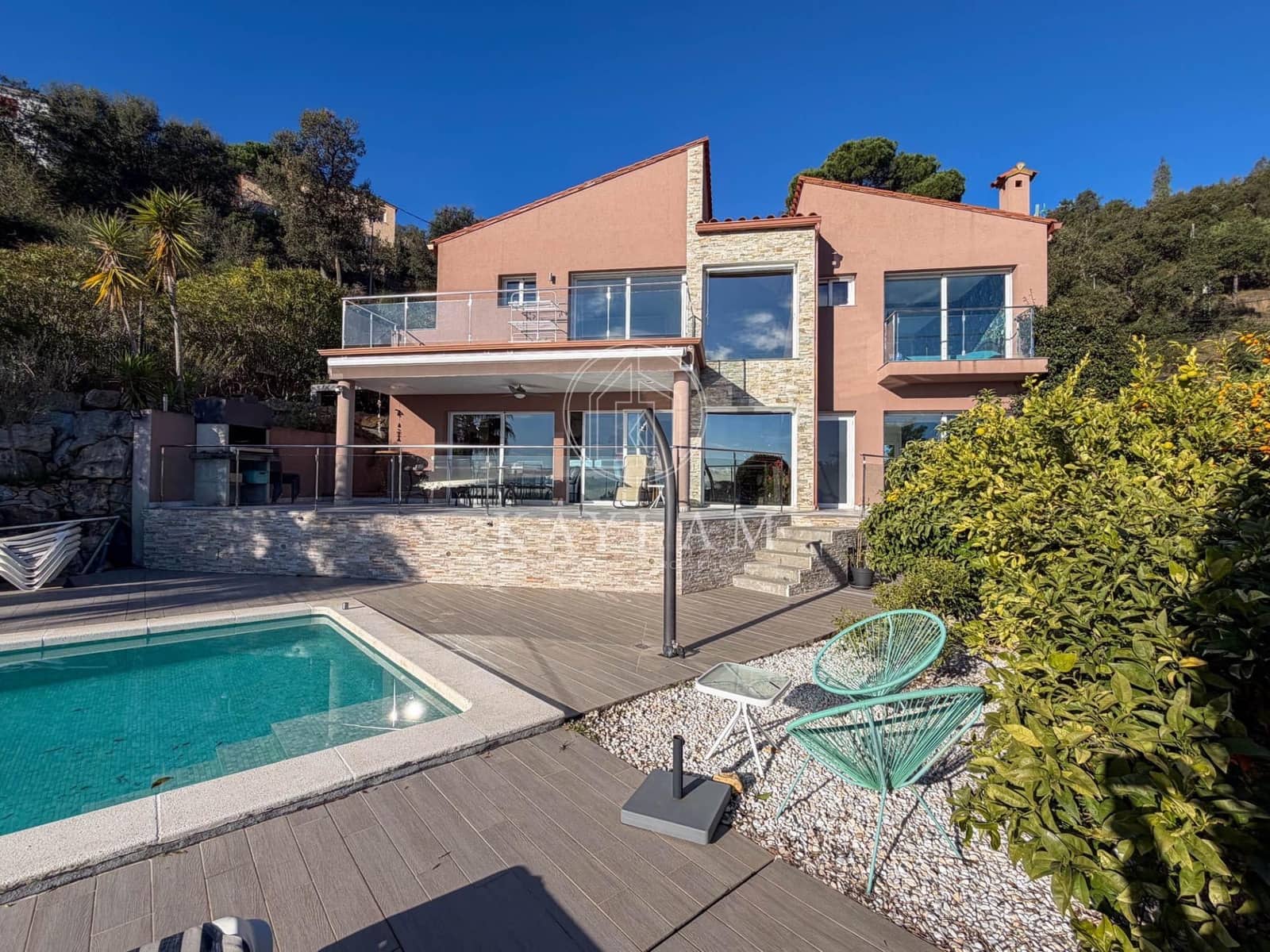 4 makuuhuone Huvila myytävänä paikassa Calonge i Sant Antoni mukana uima-altaan - 890 000 € (Ref: 9939986)