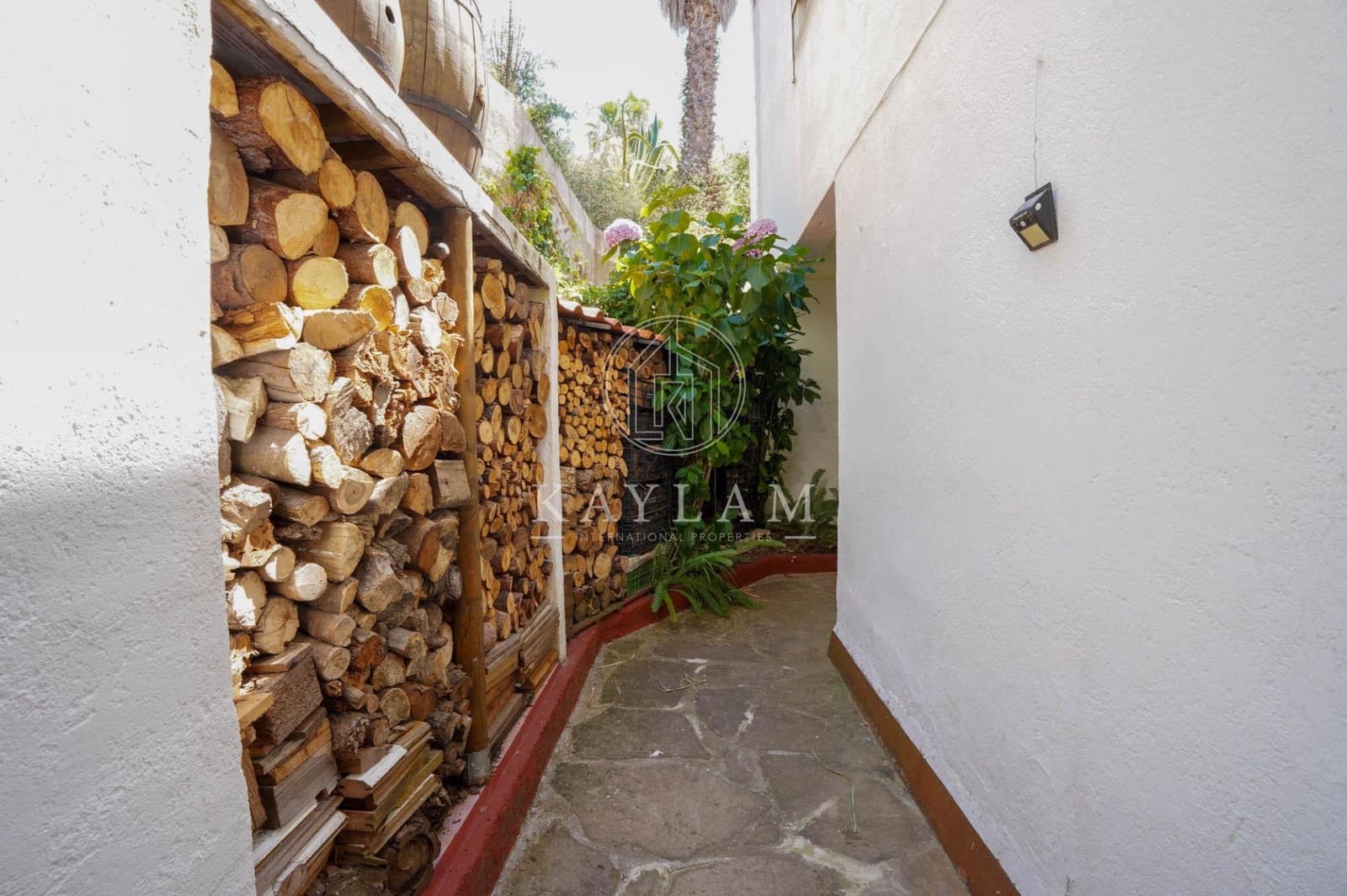 2 soveværelse Rækkehus til salg i Lloret de Mar - € 185.000 (Ref: 9947922)