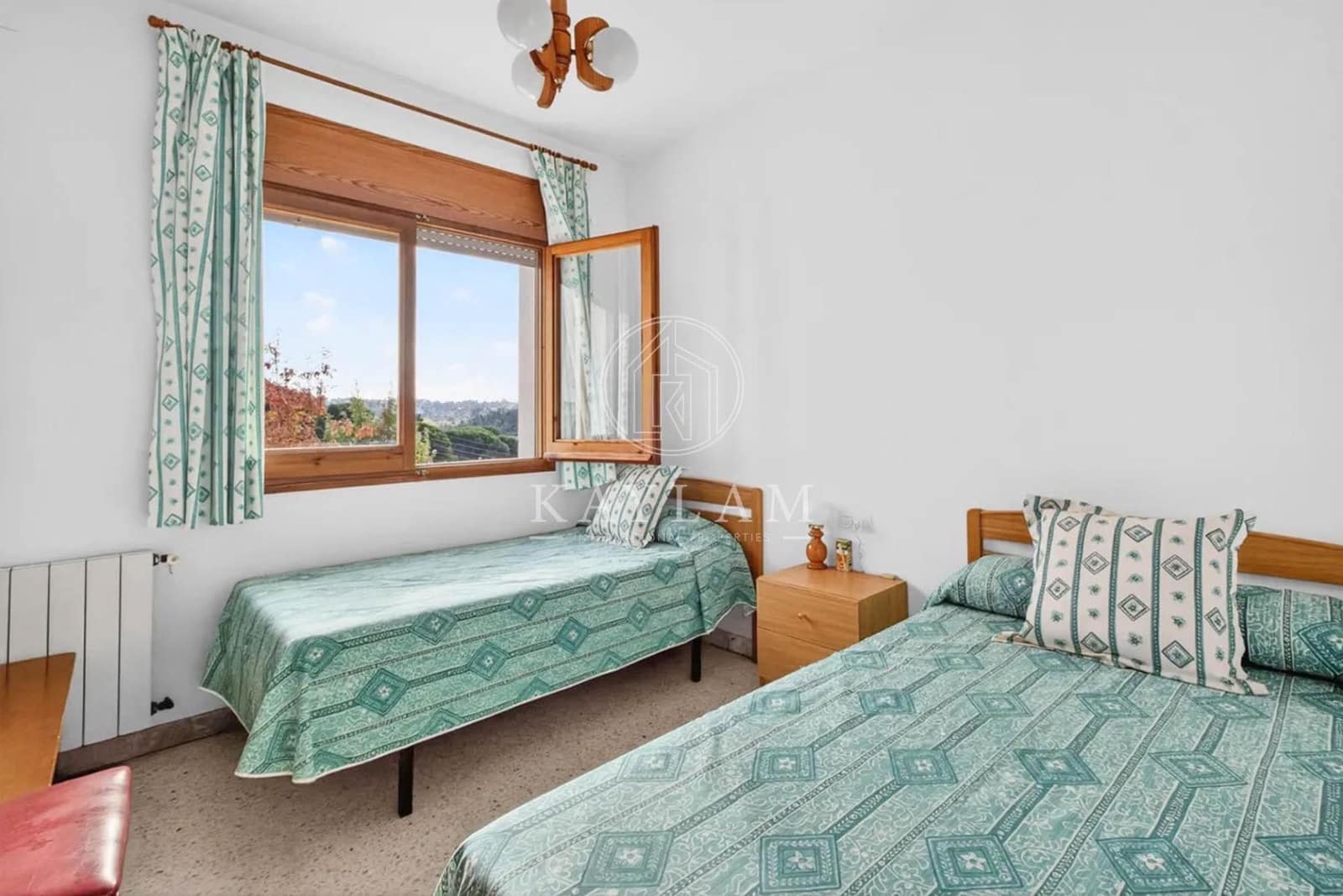 4 soveværelse Villa til salg i Vidreres med garage - € 360.000 (Ref: 9947923)