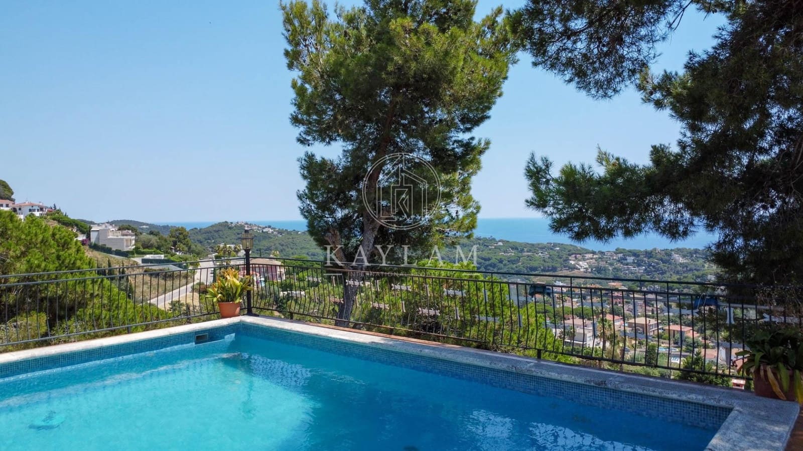 6 camera da letto Villa in vendita in Lloret de Mar con piscina garage - 669.000 € (Rif: 9970614)