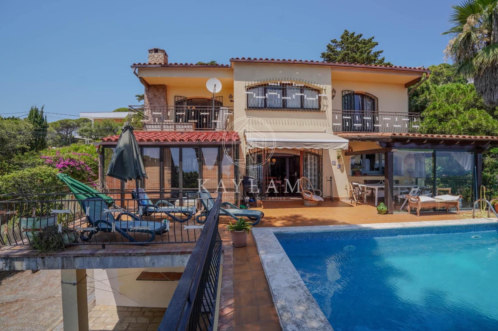 6 camera da letto Villa in vendita in Lloret de Mar con piscina garage - 669.000 € (Rif: 9970614)