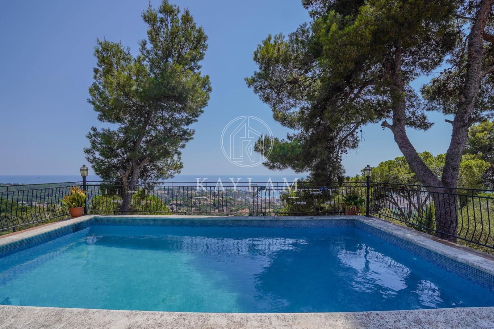 6 camera da letto Villa in vendita in Lloret de Mar con piscina garage - 669.000 € (Rif: 9970614)