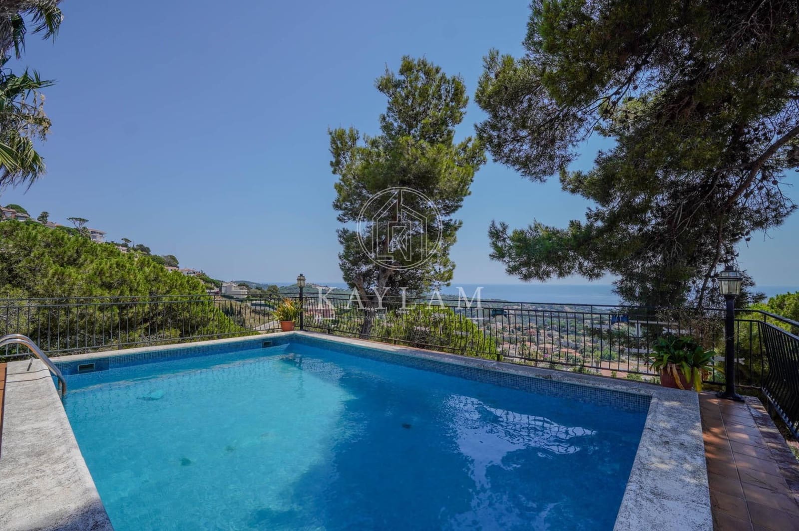 6 camera da letto Villa in vendita in Lloret de Mar con piscina garage - 669.000 € (Rif: 9970614)