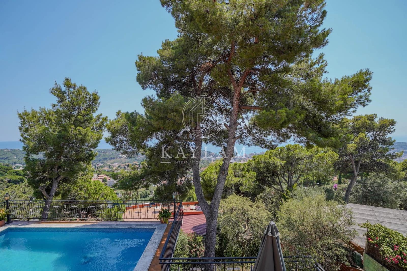 6 camera da letto Villa in vendita in Lloret de Mar con piscina garage - 669.000 € (Rif: 9970614)