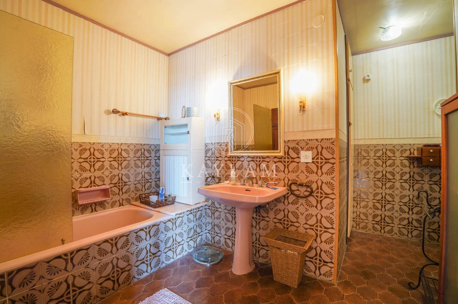 6 slaapkamer Villa te koop in Lloret de Mar met zwembad garage - € 669.000 (Ref: 9970614)