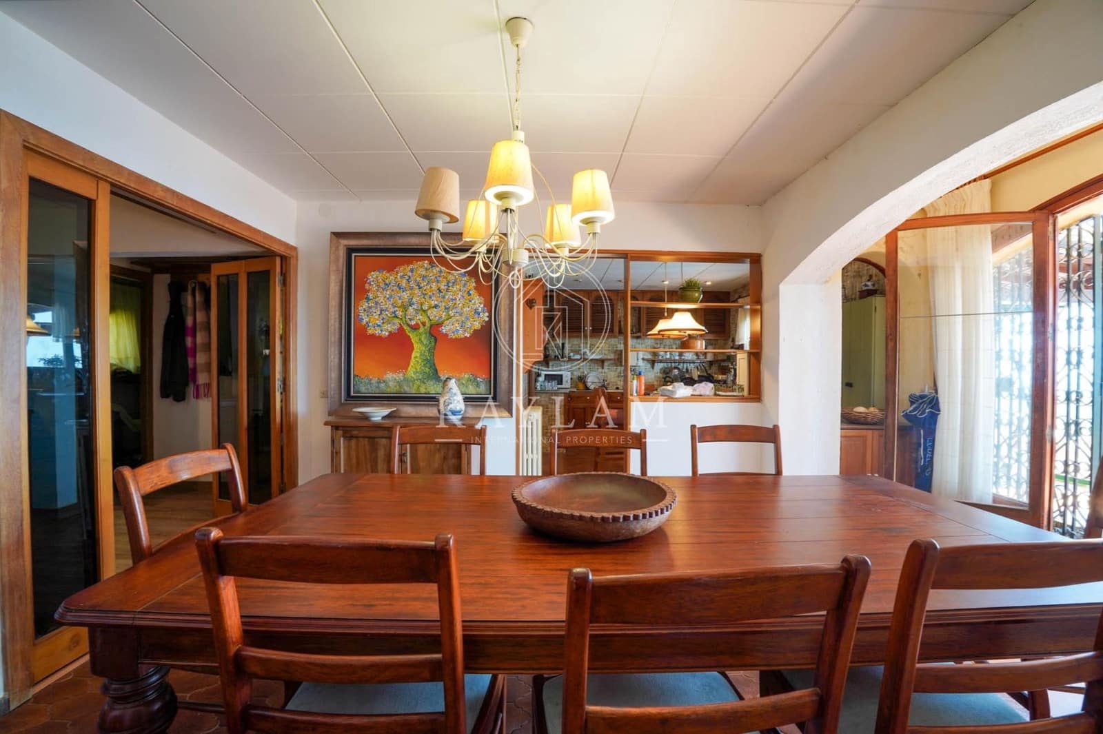 6 slaapkamer Villa te koop in Lloret de Mar met zwembad garage - € 669.000 (Ref: 9970614)