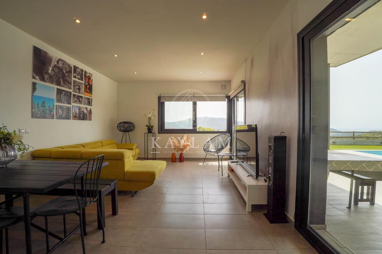 3 soveværelse Villa til salg i Lloret de Mar med swimmingpool - € 559.000 (Ref: 9977324)