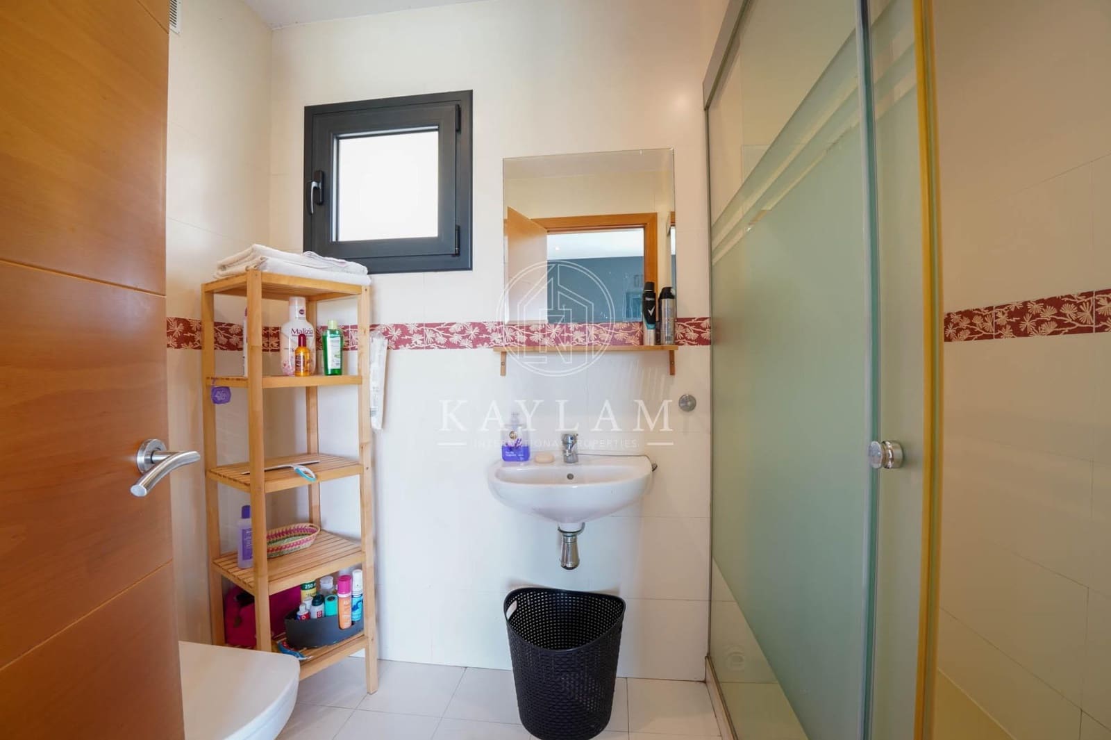 3 soveværelse Villa til salg i Lloret de Mar med swimmingpool - € 559.000 (Ref: 9977324)