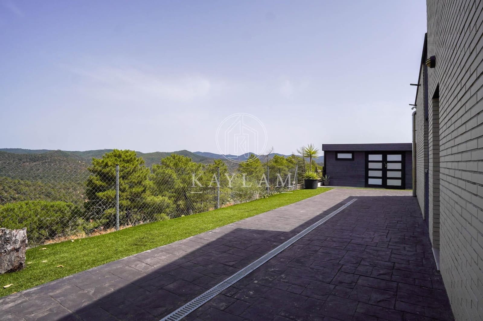 3 soveværelse Villa til salg i Lloret de Mar med swimmingpool - € 559.000 (Ref: 9977324)