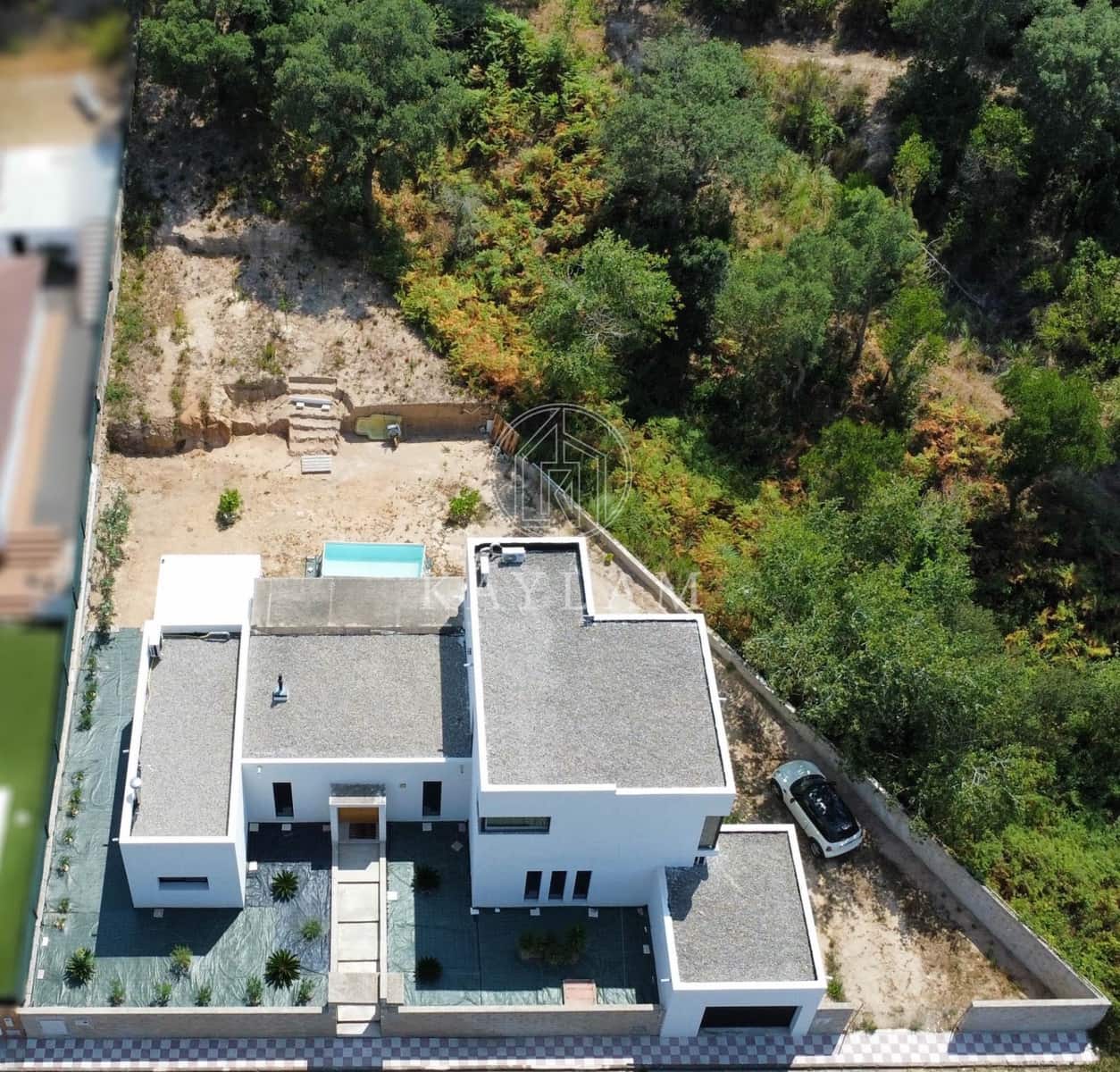 3 slaapkamer Villa te koop in Lloret de Mar met garage - € 330.000 (Ref: 9995144)