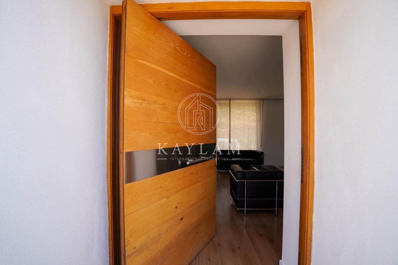 3 slaapkamer Villa te koop in Lloret de Mar met garage - € 330.000 (Ref: 9995144)