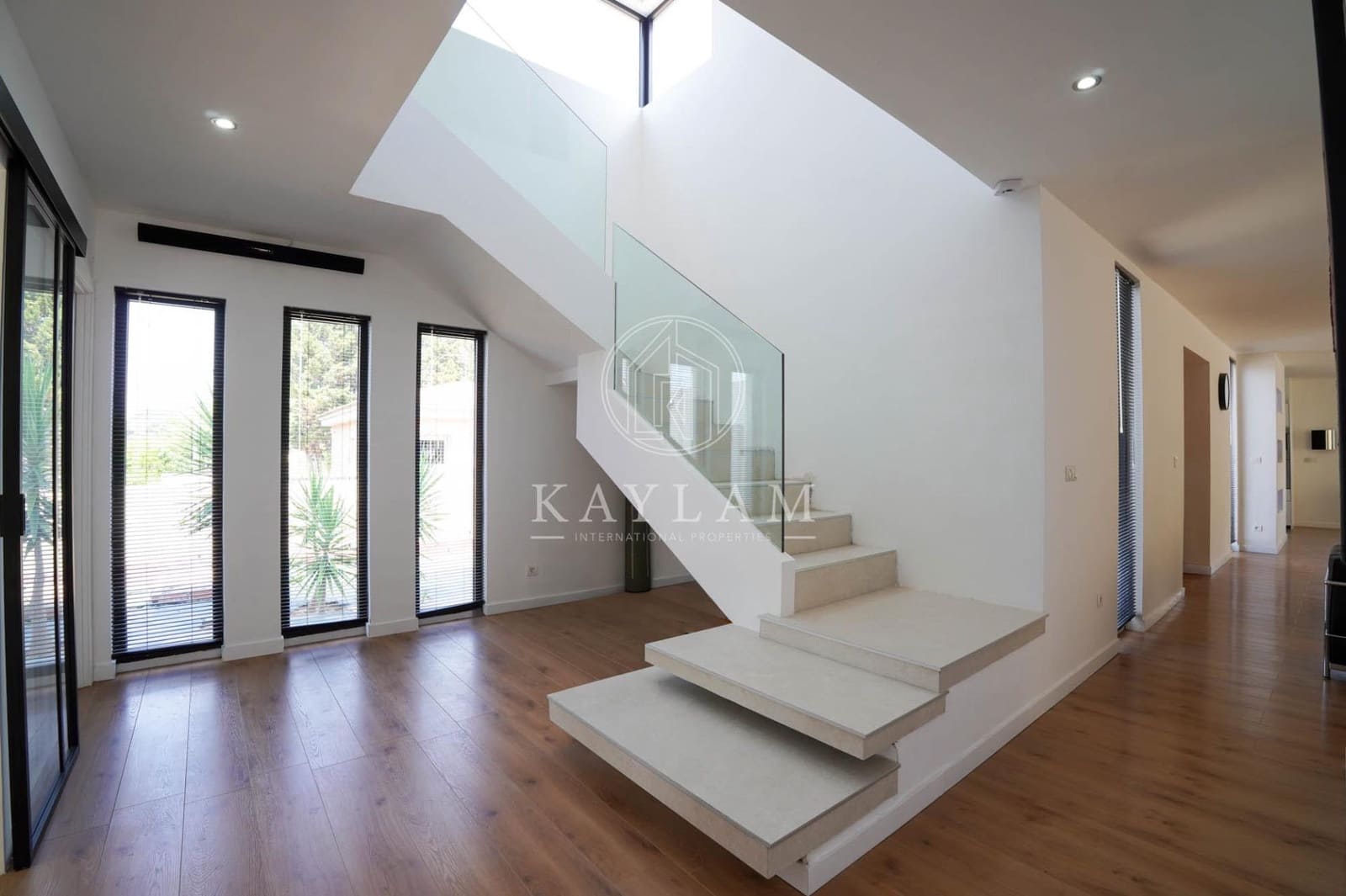 3 slaapkamer Villa te koop in Lloret de Mar met garage - € 330.000 (Ref: 9995144)