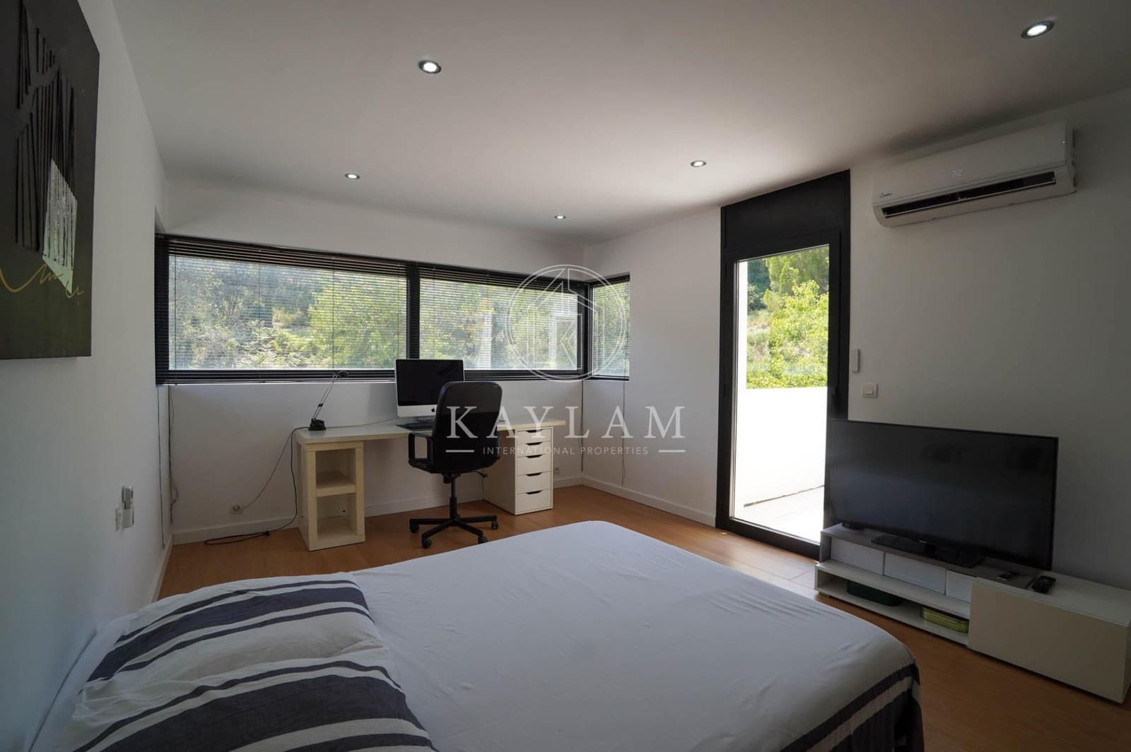 3 slaapkamer Villa te koop in Lloret de Mar met garage - € 330.000 (Ref: 9995144)