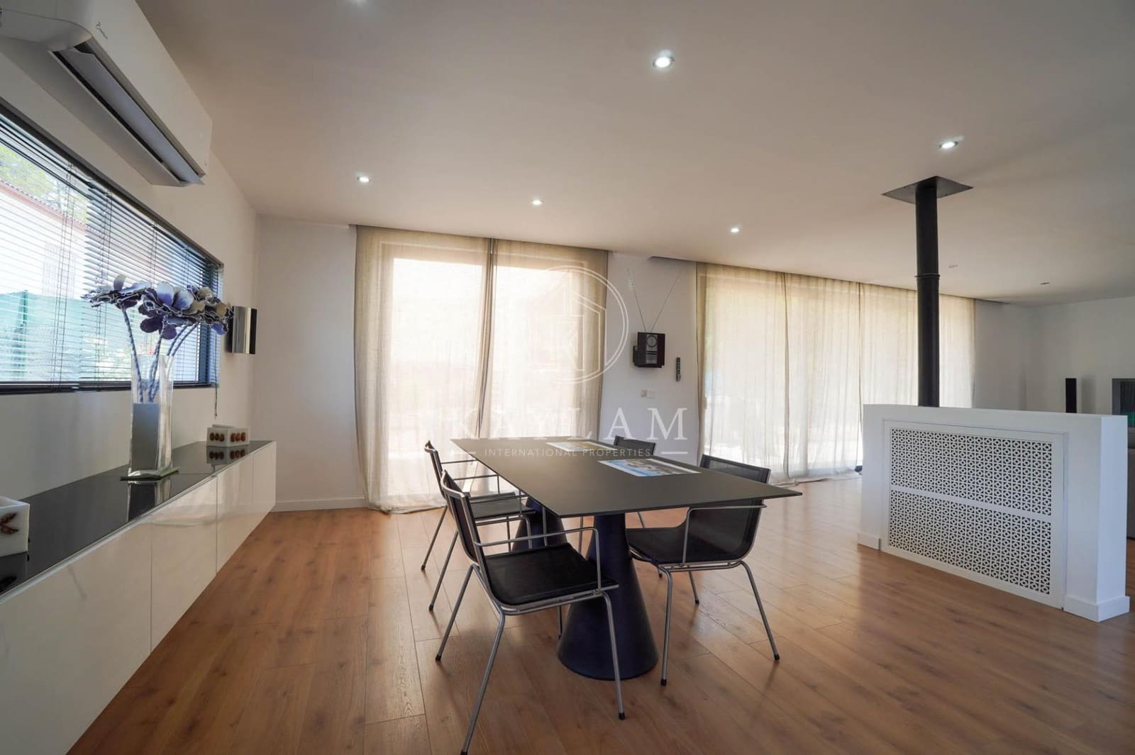 3 slaapkamer Villa te koop in Lloret de Mar met garage - € 330.000 (Ref: 9995144)
