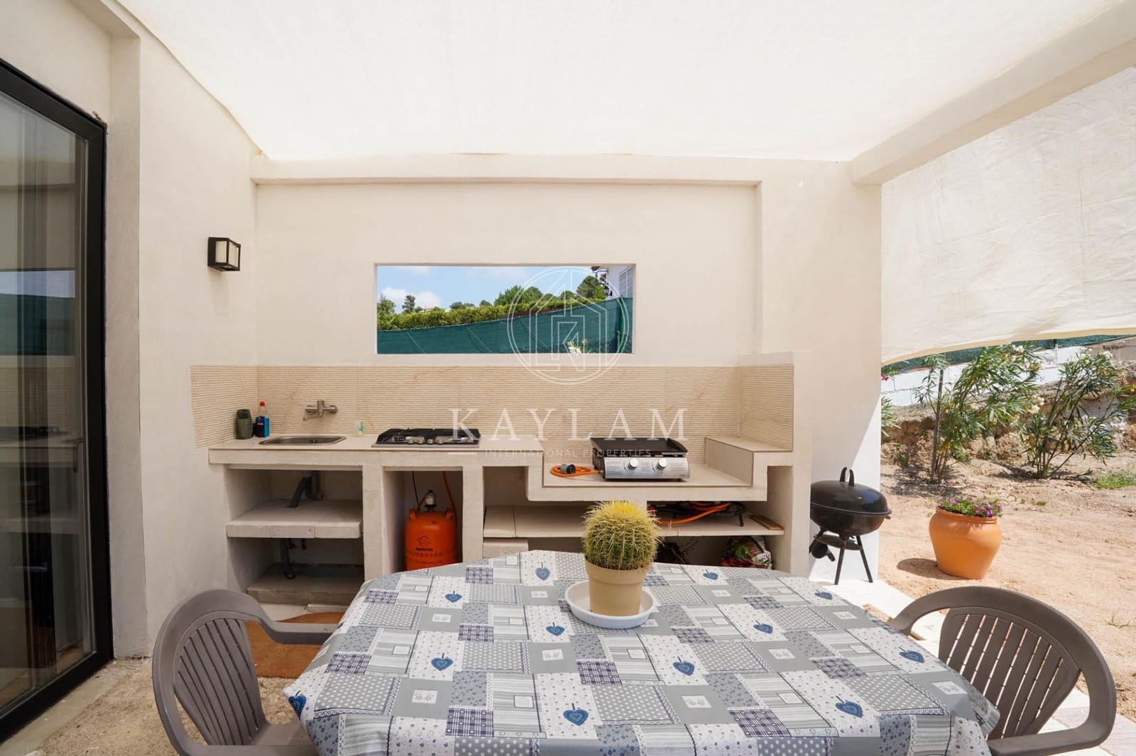 3 slaapkamer Villa te koop in Lloret de Mar met garage - € 330.000 (Ref: 9995144)