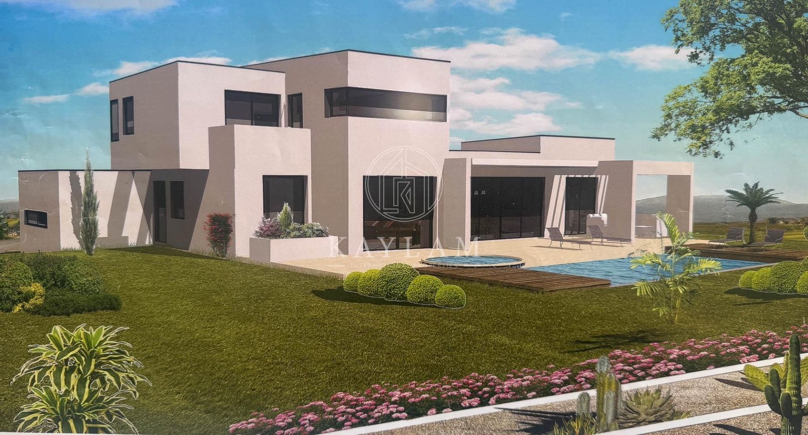 3 slaapkamer Villa te koop in Lloret de Mar met garage - € 330.000 (Ref: 9995144)