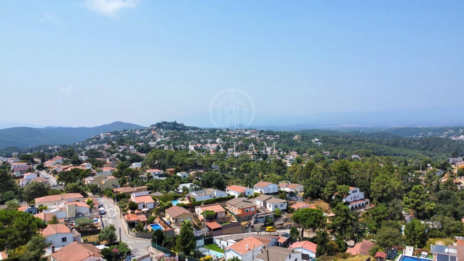 Chalet de 3 habitaciones en Lloret de Mar en venta con piscina garaje - 350.000 € (Ref: 9995800)