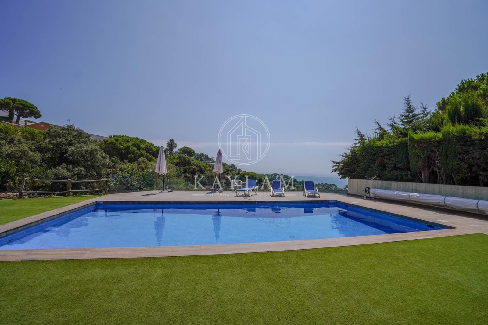 5 slaapkamer Villa te koop in Tossa de Mar met zwembad garage - € 1.800.000 (Ref: 9997140)
