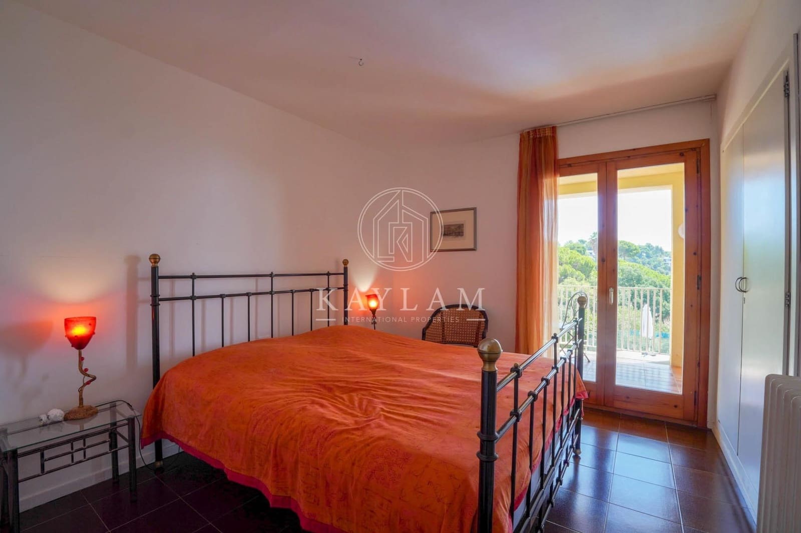 5 slaapkamer Villa te koop in Tossa de Mar met zwembad garage - € 1.800.000 (Ref: 9997140)