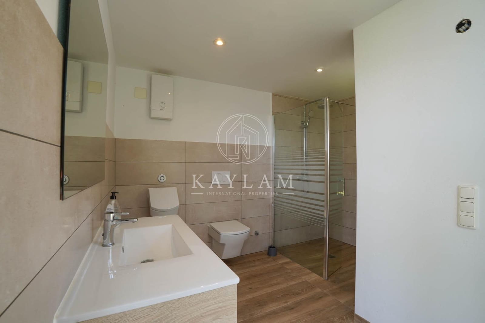 5 slaapkamer Villa te koop in Tossa de Mar met zwembad garage - € 1.800.000 (Ref: 9997140)