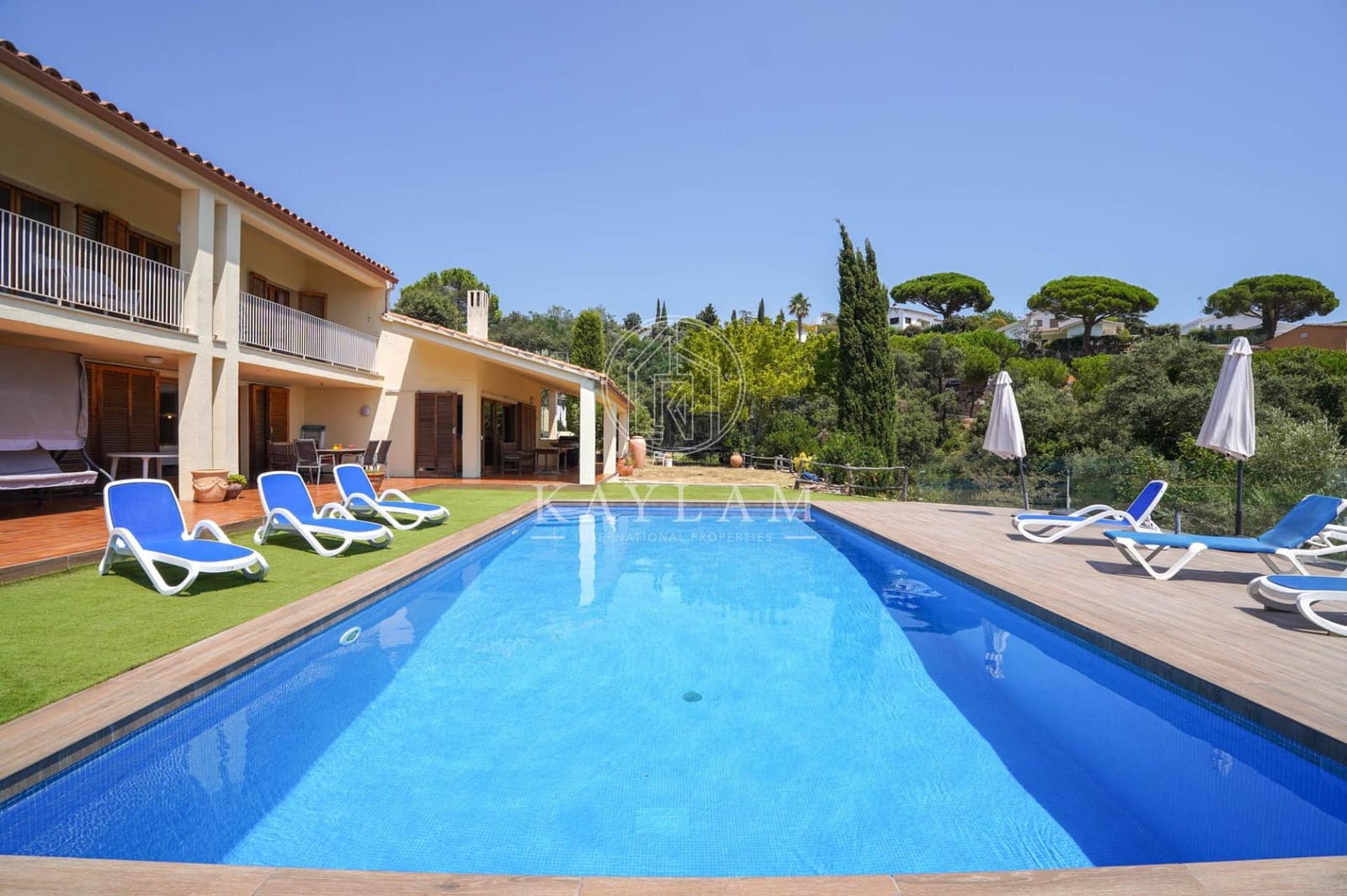 5 slaapkamer Villa te koop in Tossa de Mar met zwembad garage - € 1.800.000 (Ref: 9997140)