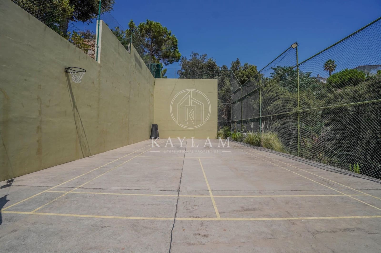 5 slaapkamer Villa te koop in Tossa de Mar met zwembad garage - € 1.800.000 (Ref: 9997140)