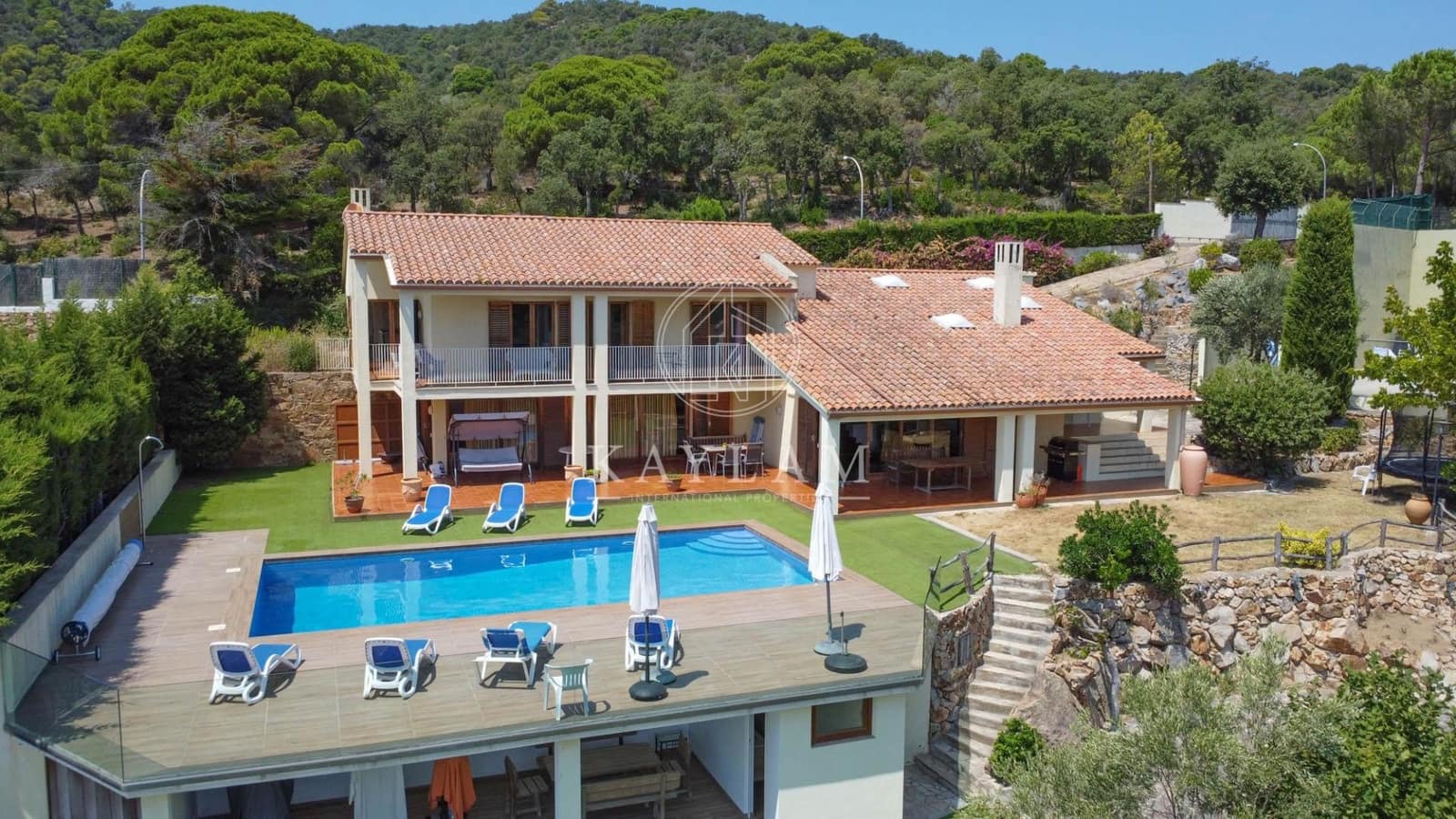 5 slaapkamer Villa te koop in Tossa de Mar met zwembad garage - € 1.800.000 (Ref: 9997140)