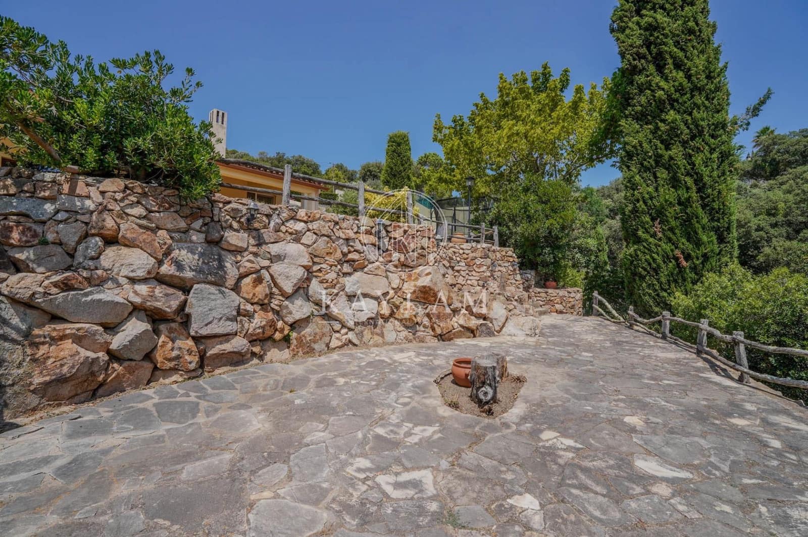 5 slaapkamer Villa te koop in Tossa de Mar met zwembad garage - € 1.800.000 (Ref: 9997140)