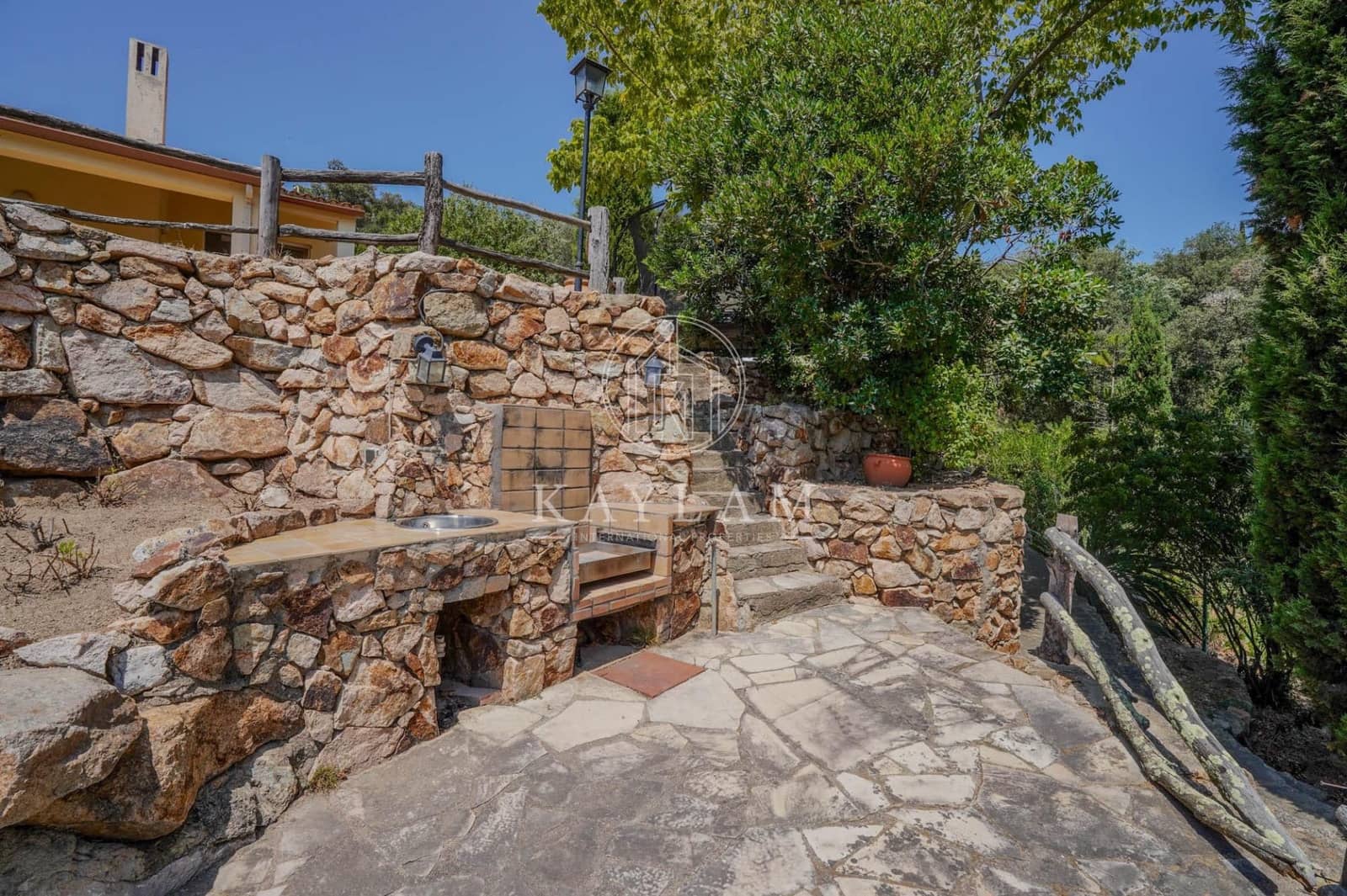 5 slaapkamer Villa te koop in Tossa de Mar met zwembad garage - € 1.800.000 (Ref: 9997140)