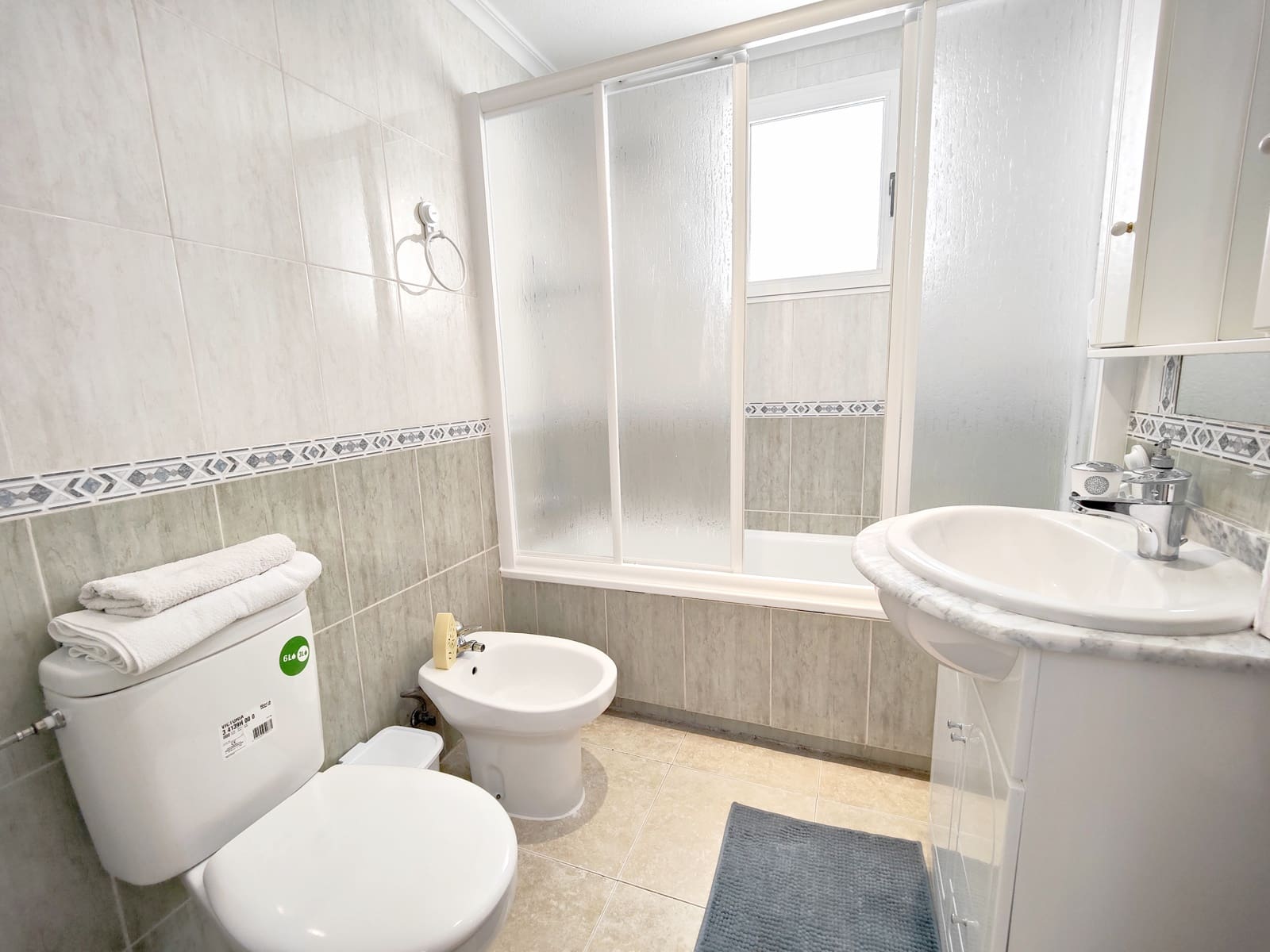 2 bedroom Apartment for rent in Torrevieja - € 750 (Ref: 8085481)