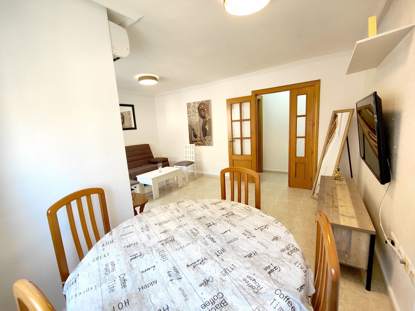 2 bedroom Apartment for rent in Torrevieja - € 750 (Ref: 8085481)