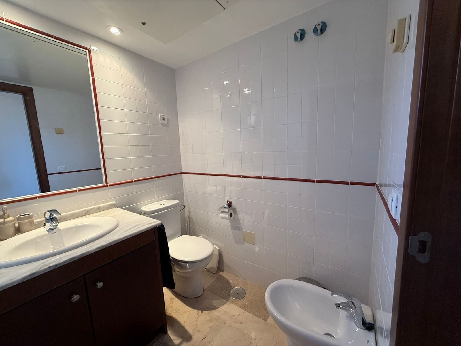 2 soveværelse Lejlighed til leje i Punta Prima med swimmingpool garage - € 850 (Ref: 8204939)