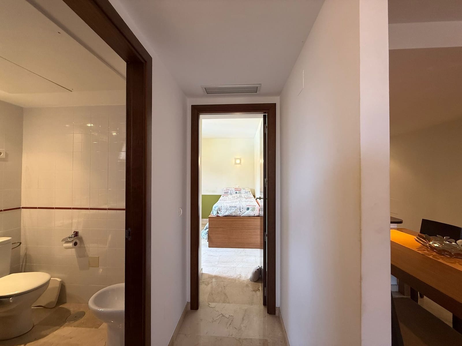 2 soveværelse Lejlighed til leje i Punta Prima med swimmingpool garage - € 850 (Ref: 8204939)