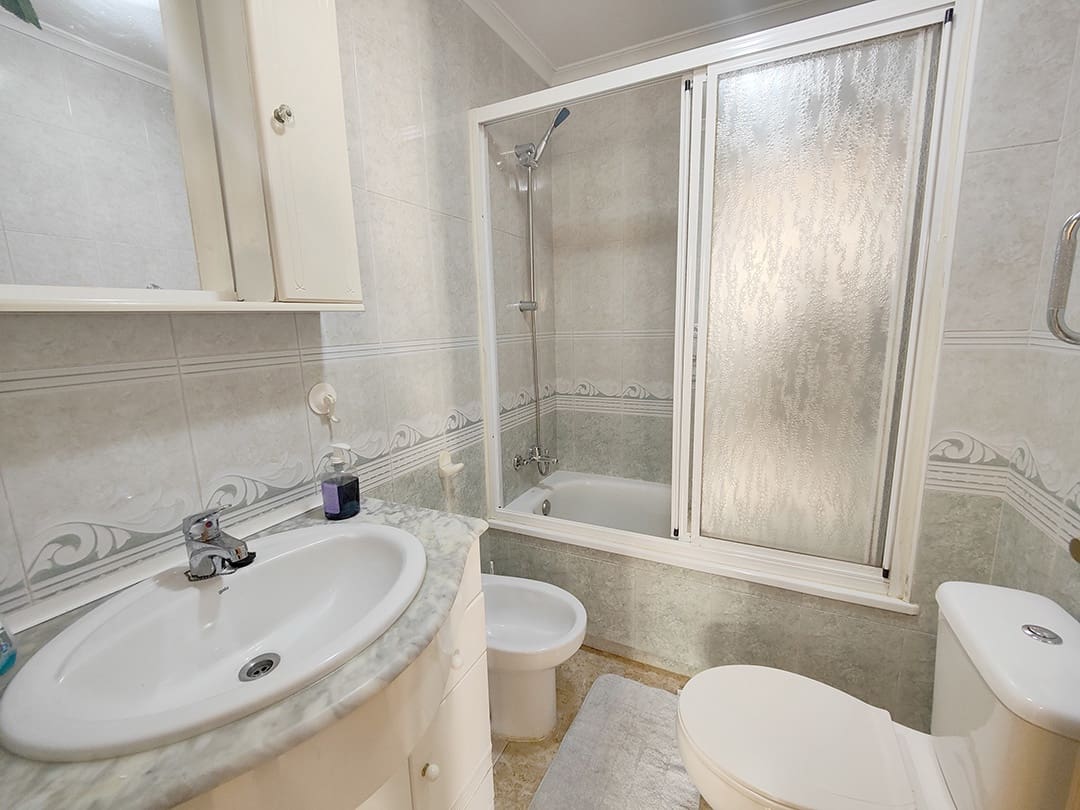 1 Zimmer Apartment zu vermieten in Torrevieja - 600 € (Ref: 8245779)