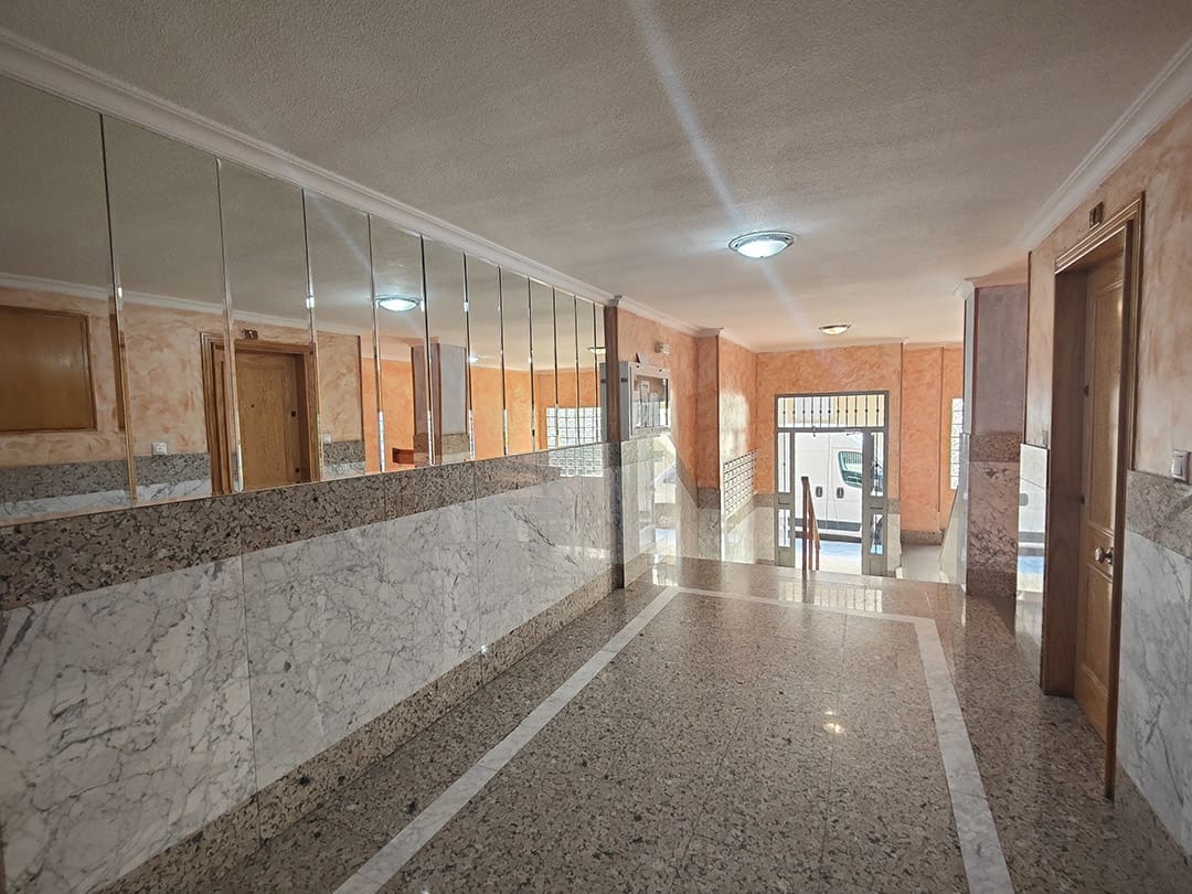 1 Zimmer Apartment zu vermieten in Torrevieja - 600 € (Ref: 8245779)