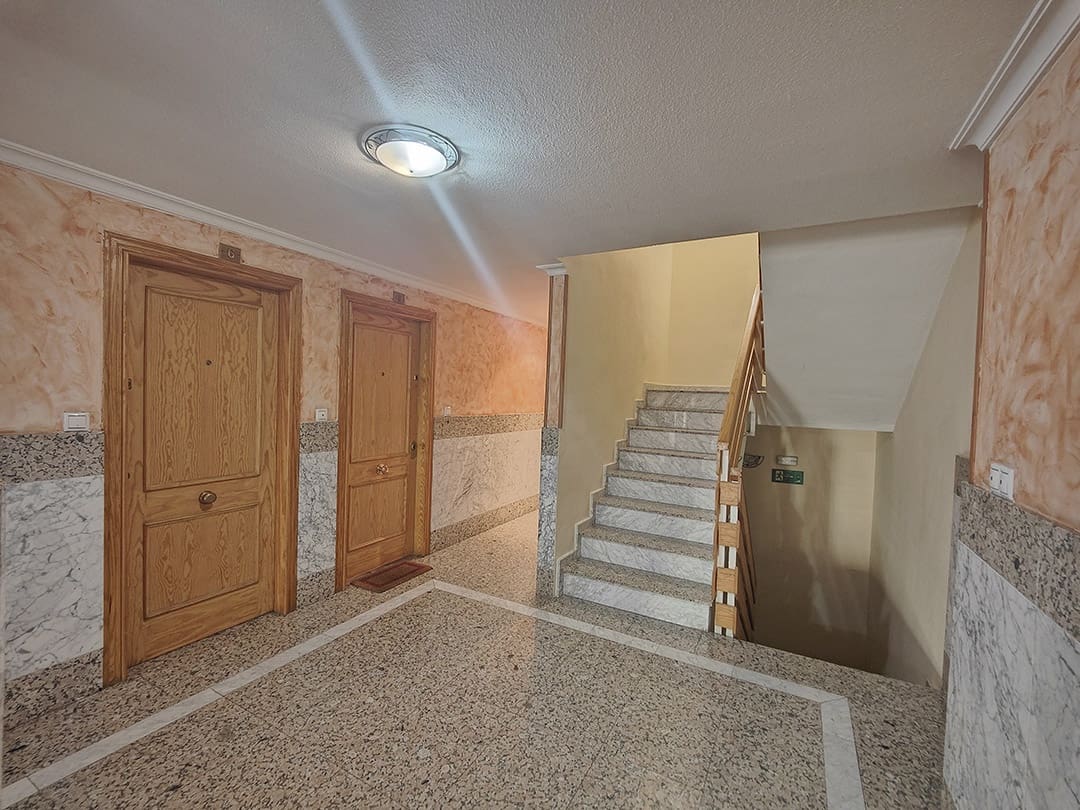 1 Zimmer Apartment zu vermieten in Torrevieja - 600 € (Ref: 8245779)