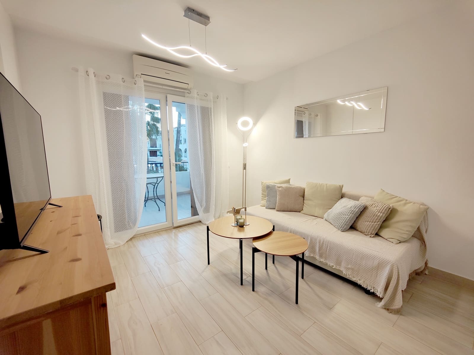 1 sovrum Lägenhet till salu i Orihuela Costa med pool - 139 900 € (Ref: 8374013)