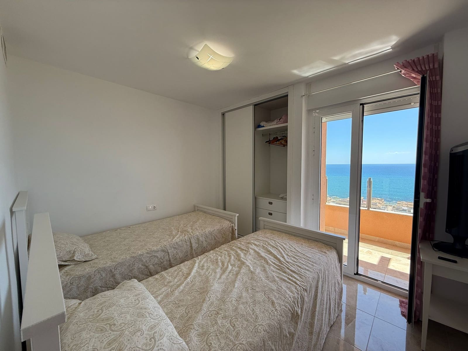 3 camera da letto Appartamento da affittare in La Mata - 1.200 € (Rif: 8982814)