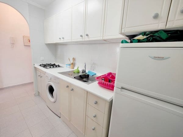 1 Zimmer Apartment zu verkaufen in Torrevieja mit Pool - 94.990 € (Ref: 9164274)