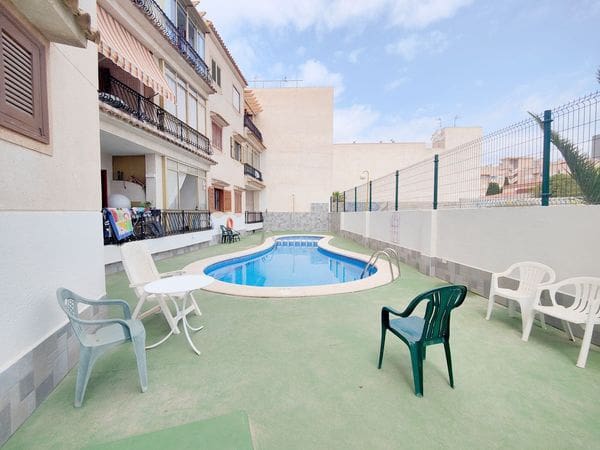 1 Zimmer Apartment zu verkaufen in Torrevieja mit Pool - 94.990 € (Ref: 9164274)