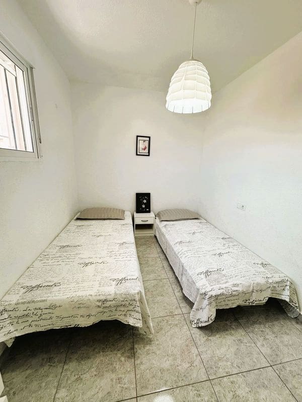 2 quarto Bungalow para venda em Torrevieja com piscina - 159 999 € (Ref: 9164456)