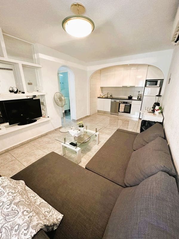 2 quarto Bungalow para venda em Torrevieja com piscina - 159 999 € (Ref: 9164456)