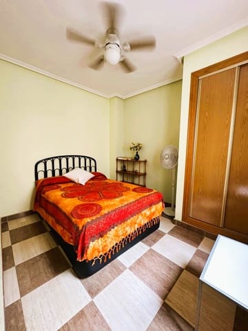 Apartamento de 2 habitaciones en Las Piscinas Naturales, Torrevieja en venta - 229.900 € (Ref: 9293211)