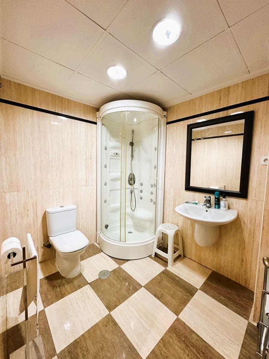 Apartamento de 2 habitaciones en Torrevieja en venta - 229.900 € (Ref: 9293211)