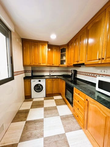 Apartamento de 2 habitaciones en Las Piscinas Naturales, Torrevieja en venta - 229.900 € (Ref: 9293211)