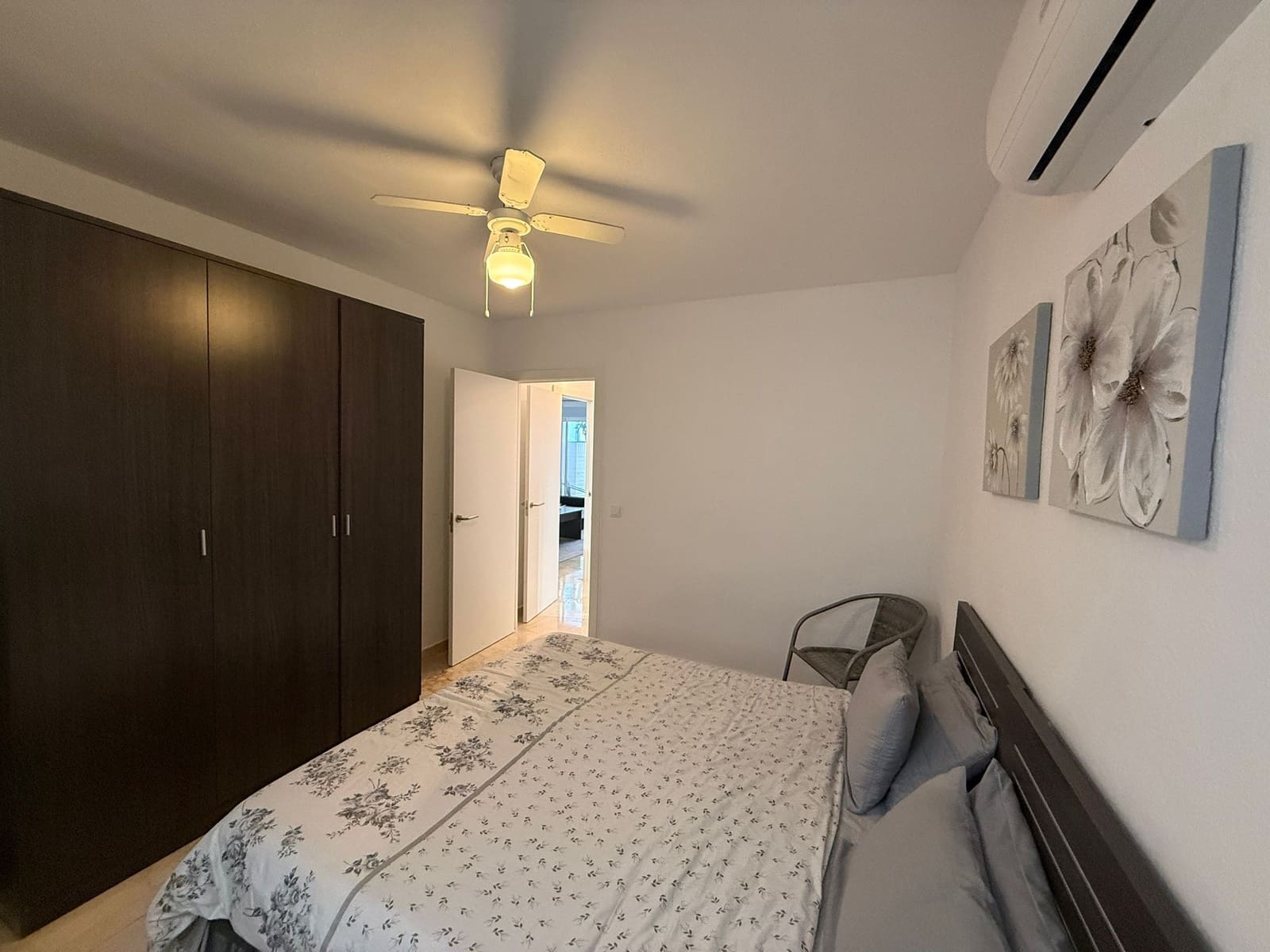 3 soveværelse Lejlighed til leje i Torrevieja - € 1.300 (Ref: 9340148)