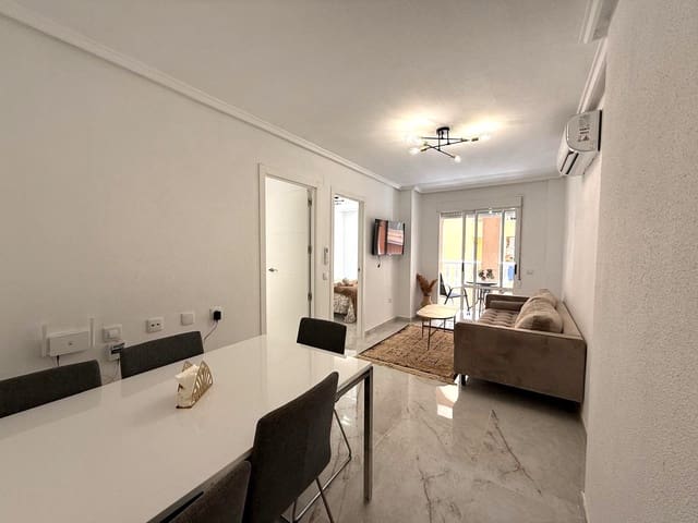 2 makuuhuone Huoneisto myytävänä paikassa El Molino, Torrevieja mukana uima-altaan - 135 000 € (Ref: 9437823)