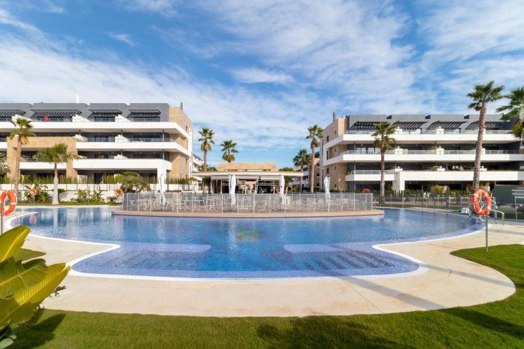 2 sypialnia Apartament do wynajęcia w Playa Flamenca z basenem garażem - 1 500 € (Ref: 9541865)